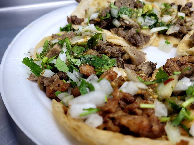 Tacos El Pecas food